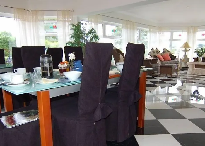 Brandon View House 4*